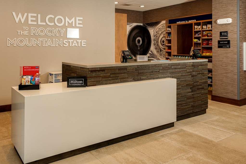 Hampton Inn & Suites Aurora South, Co Dalaman gambar